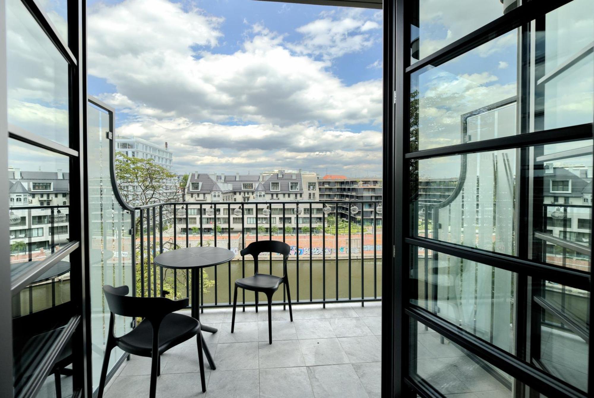 Aboutartapartments - By The River Wroclaw Bagian luar foto
